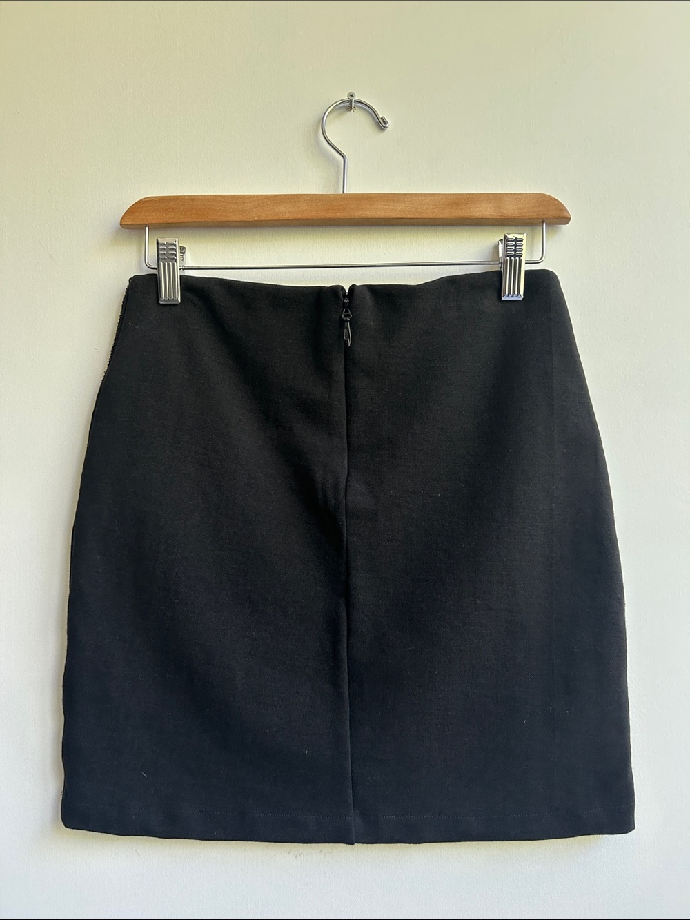 Guess Black & Gold Embellished Geometric Mini Skirt - Picture 6 of 8